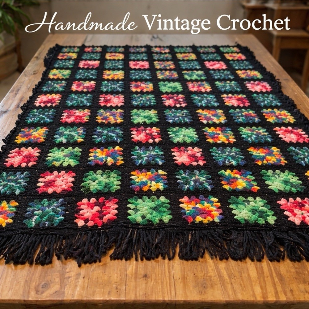 Vintage Handmade Granny Square Crochet Blanket Throw Black Multicolor Fr1nge